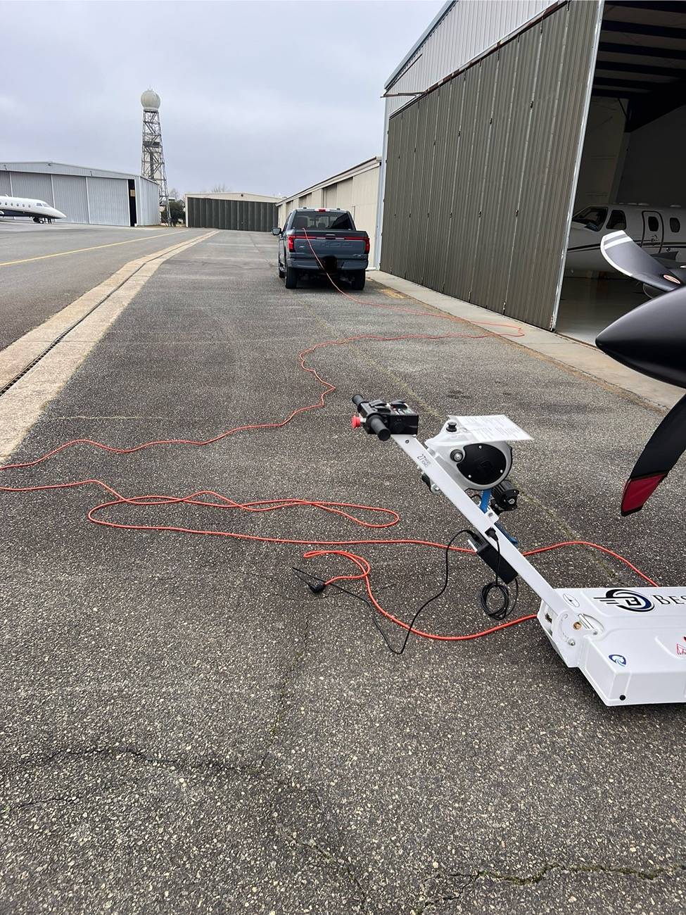 Ford F-150 Lightning Lightning to the rescue… IMG_3291