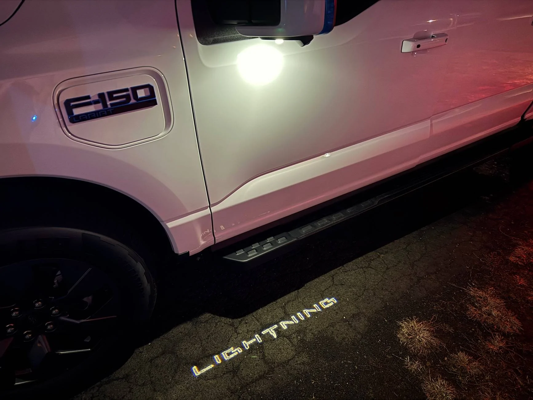 Ford F-150 Lightning Tinted light bar IMG_3669