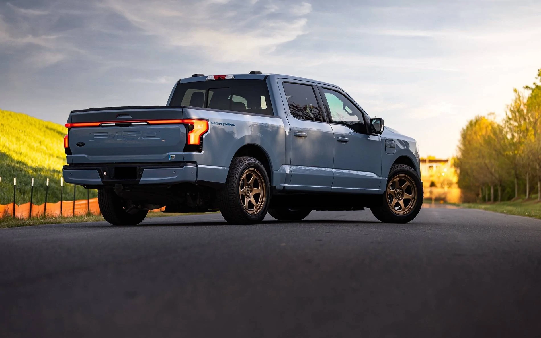 Ford F-150 Lightning Anyone used a Full Icon lowering Kit? 20240406-9j0a5178-edit