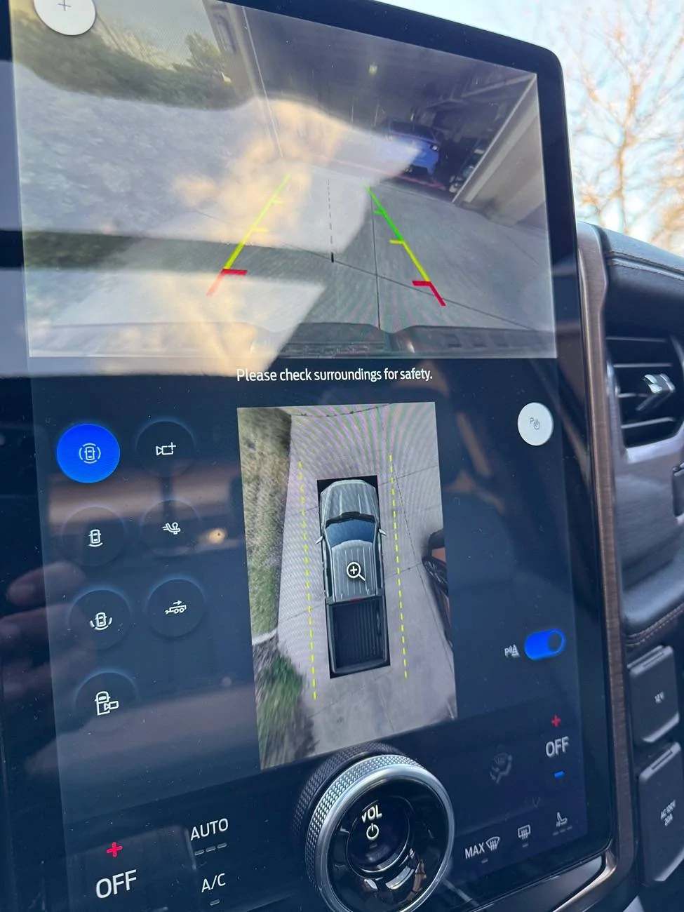 Ford F-150 Lightning 360 Camera View got tiny after recalls IMG_4288