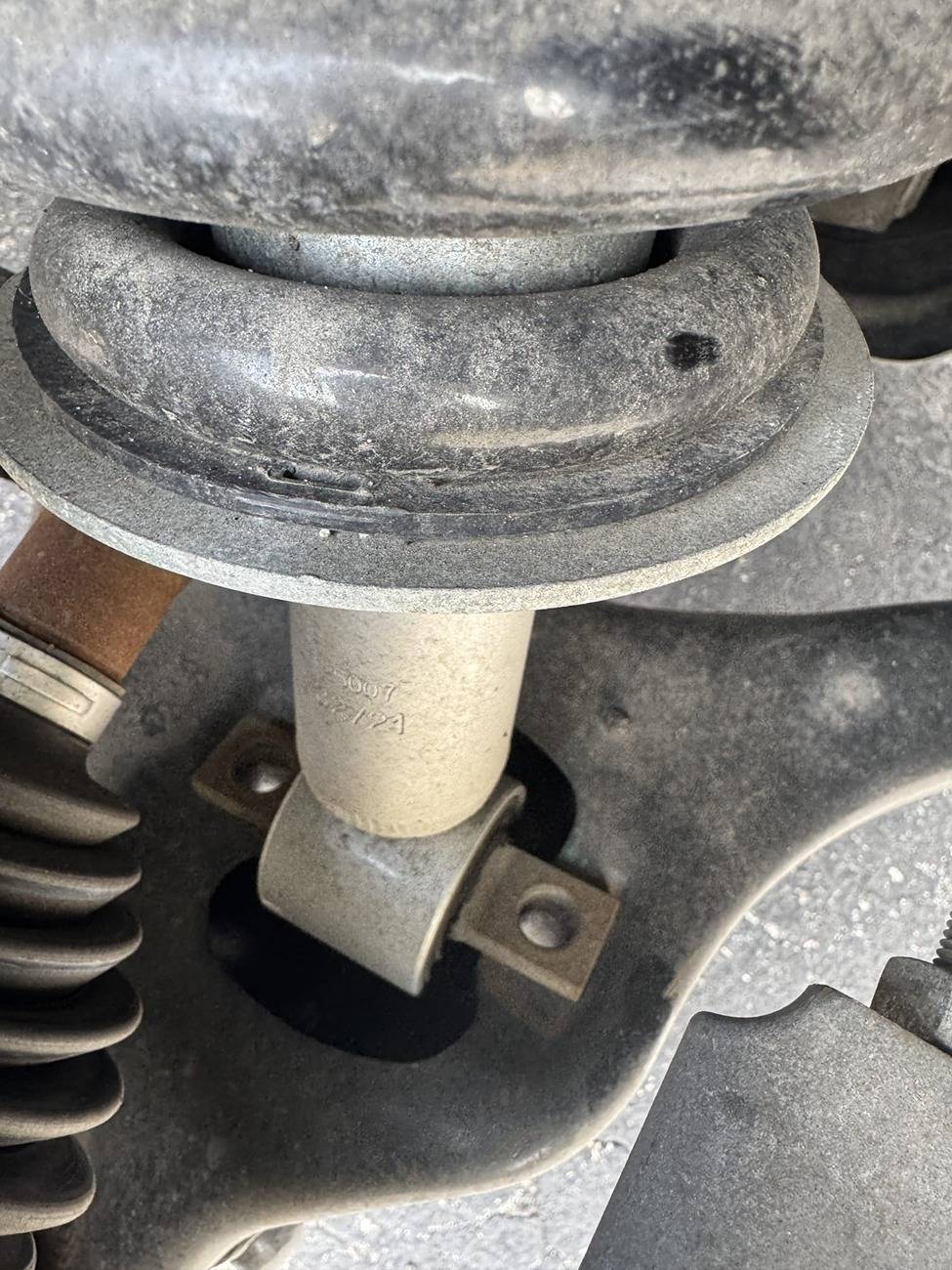 Ford F-150 Lightning Missing Bolts...SMH! IMG-20250328-WA0007