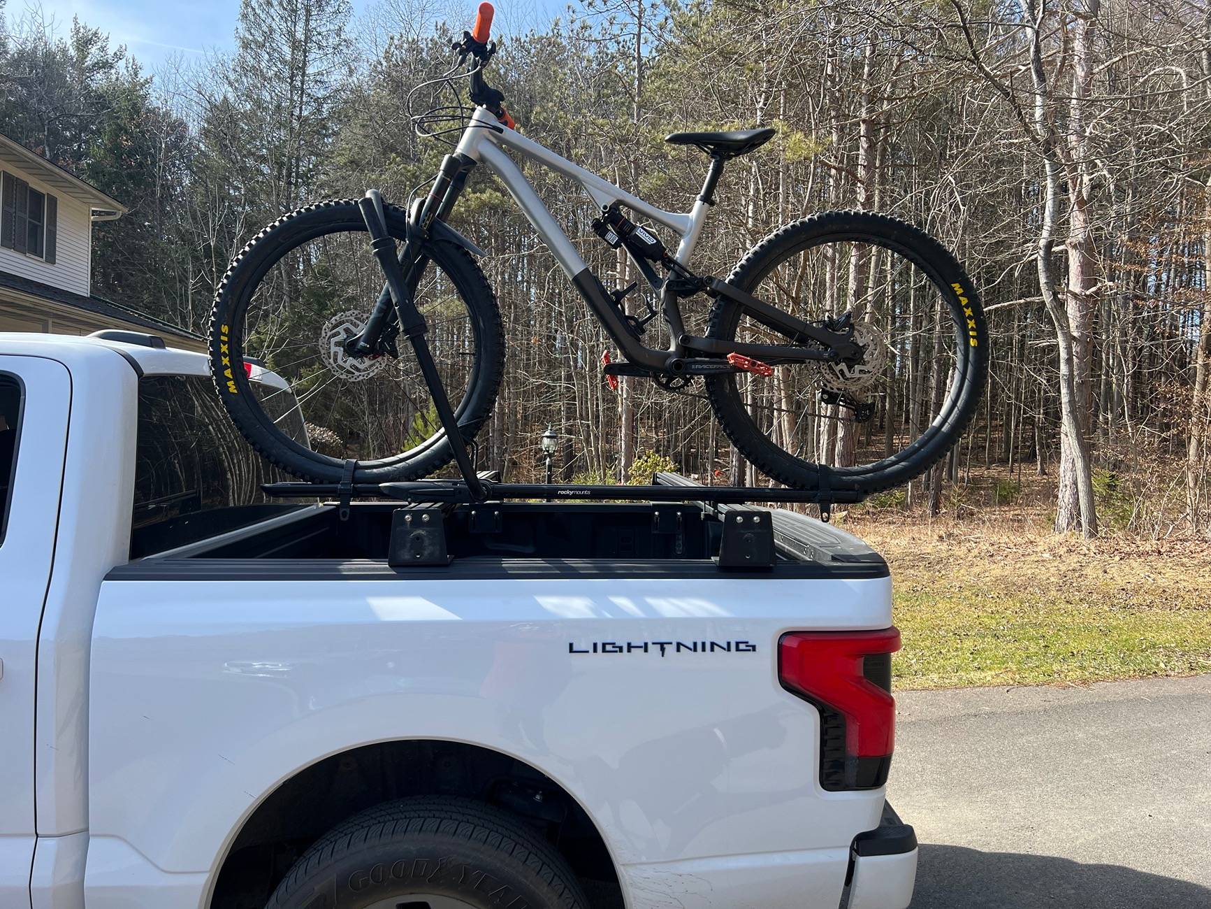 Ford F-150 Lightning Recommendations for eBike bed carrier? IMG_7159