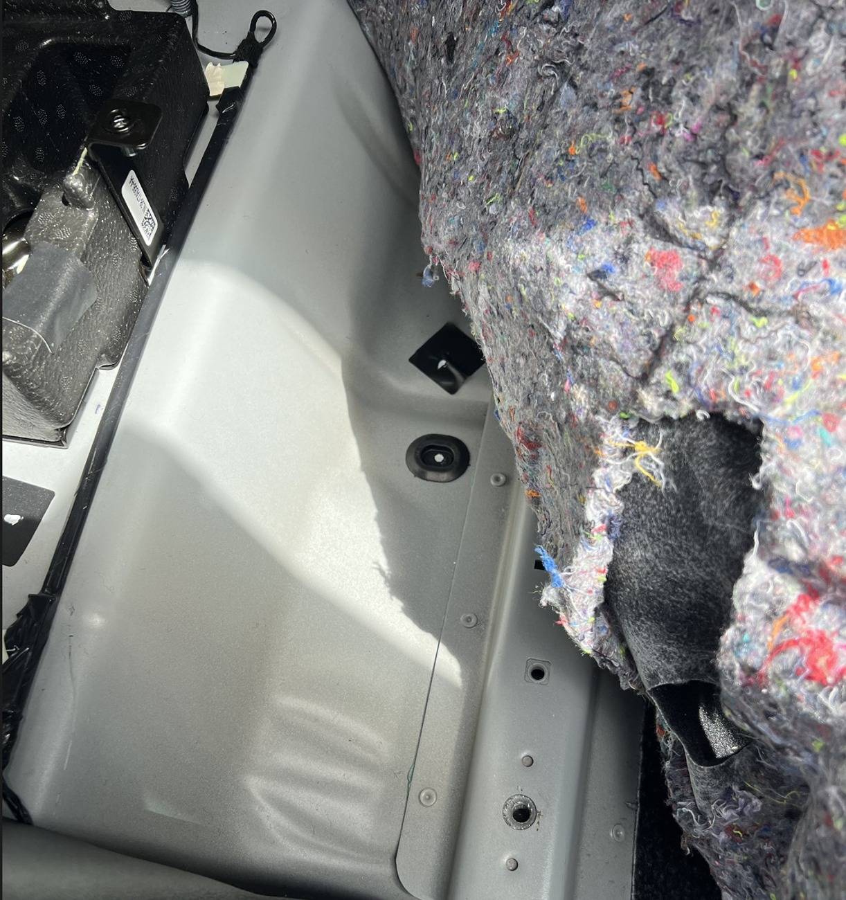 Ford F-150 Lightning Another audio amplifier install (with alternate under cab wiring). 1 - Existing Grommet