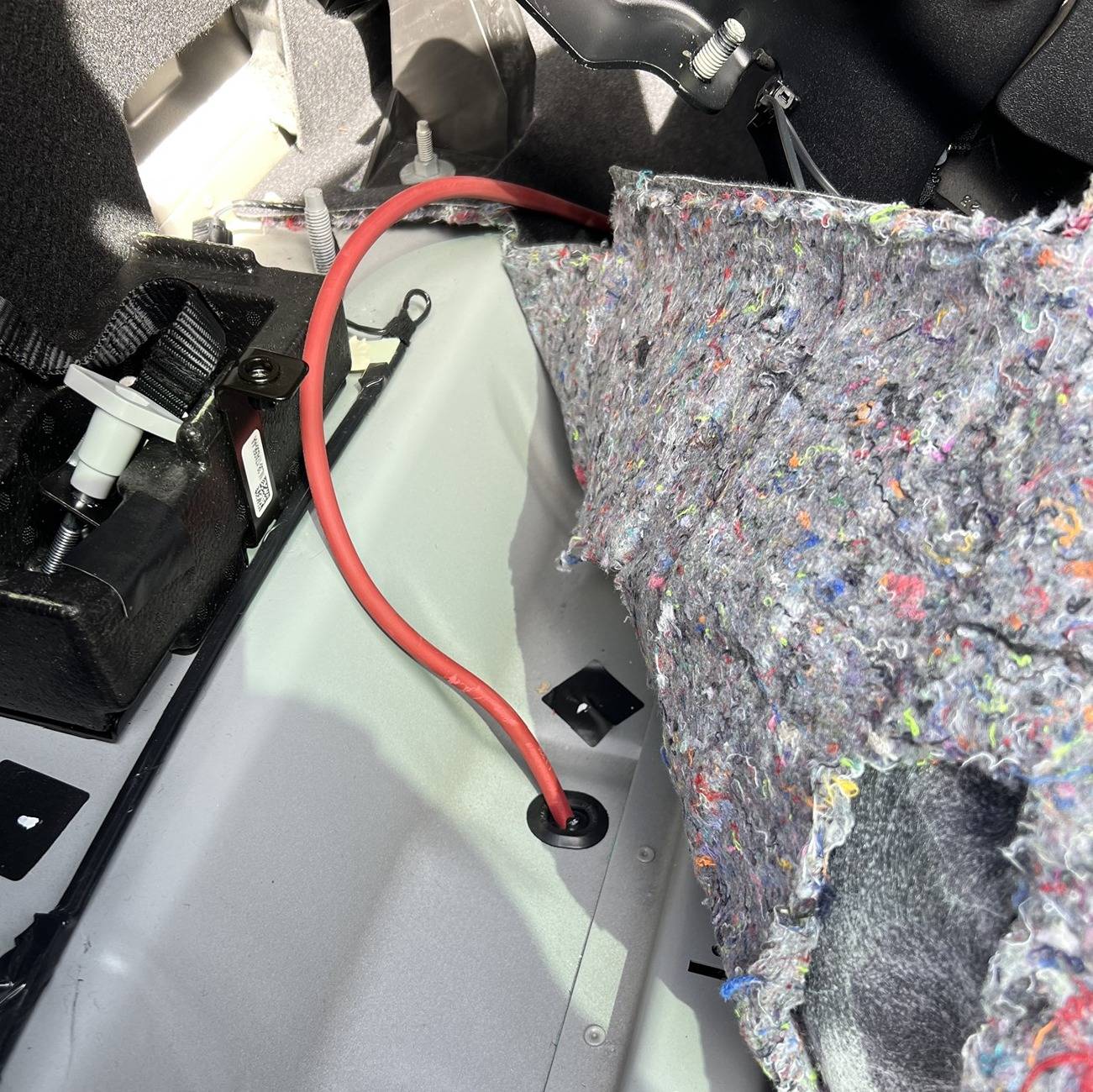 Ford F-150 Lightning Another audio amplifier install (with alternate under cab wiring). 6 - Bare Wire-2