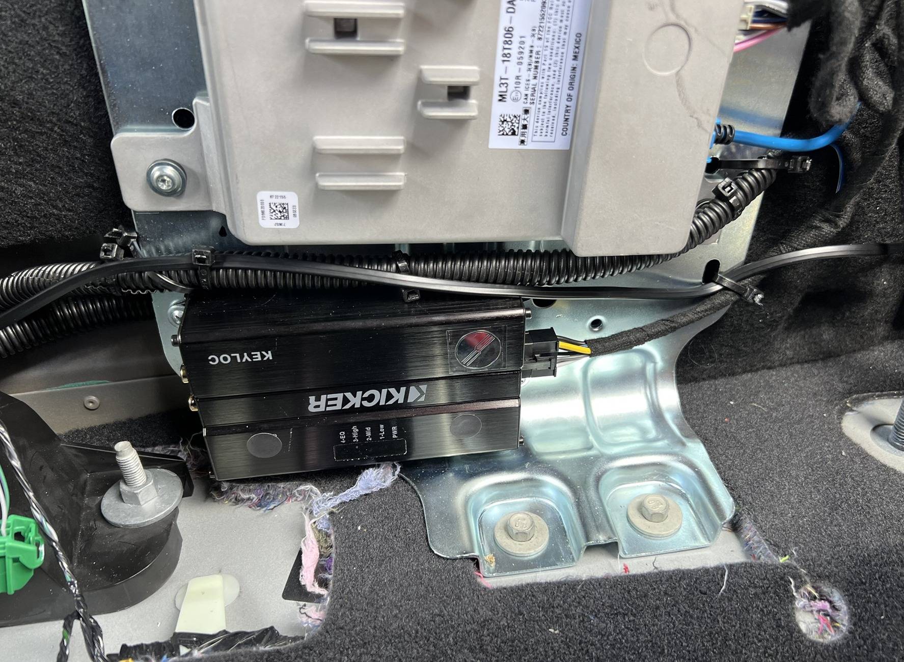 Ford F-150 Lightning Another audio amplifier install (with alternate under cab wiring). 14 - Keyloc