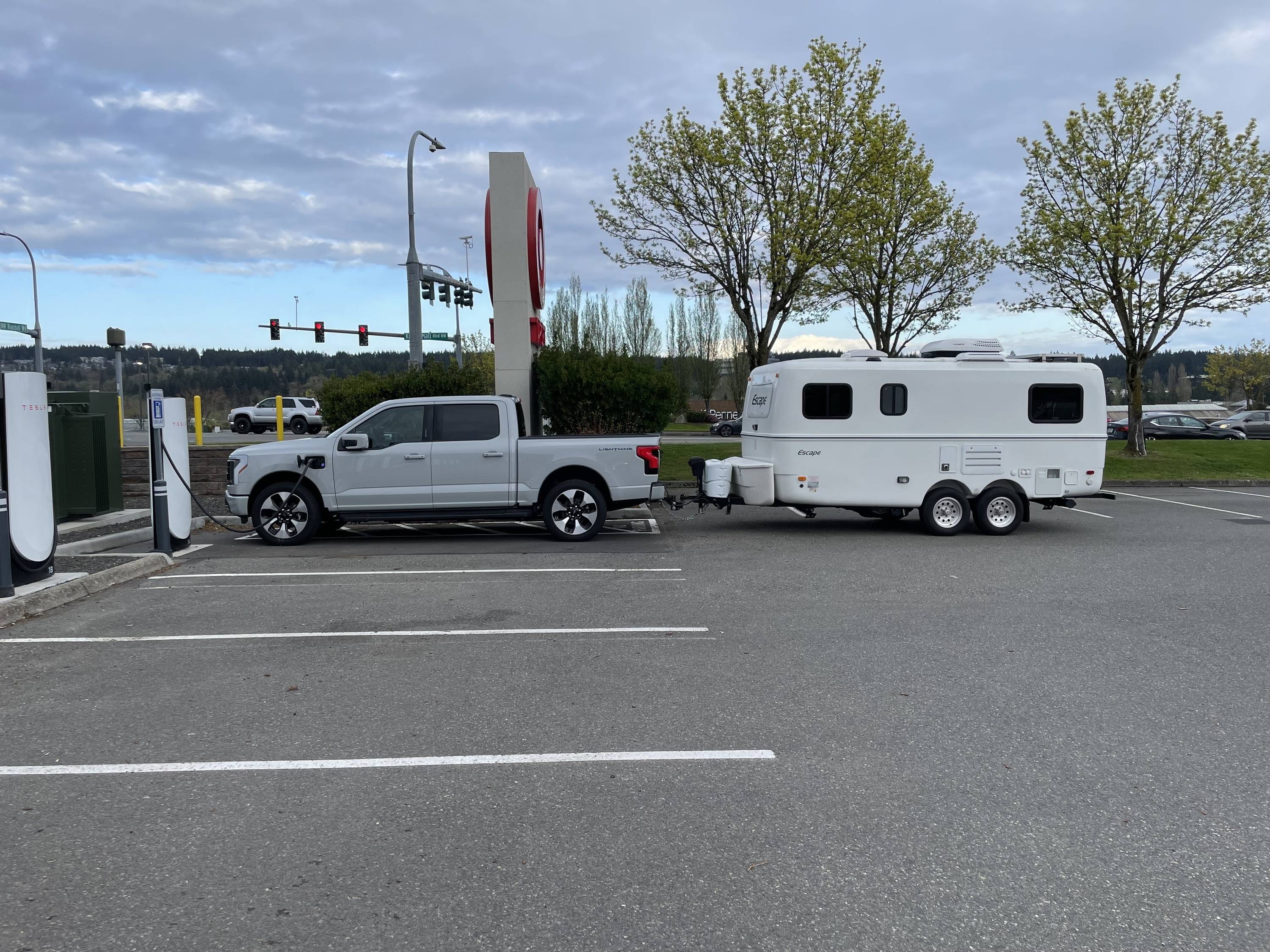 Ford F-150 Lightning Travel Trailer Tow Report: 2024 Lightning Platinum towing Escape 19 Z5d1GoK