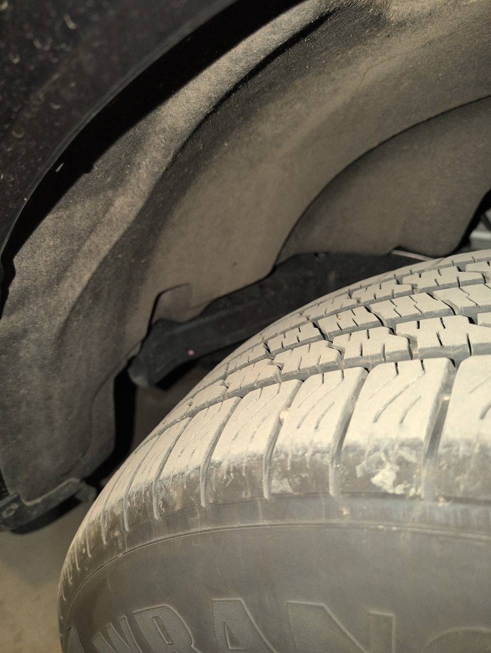 Ford F-150 Lightning Does 2024 Flash come without crash bars? 17460597431085863655981181585326