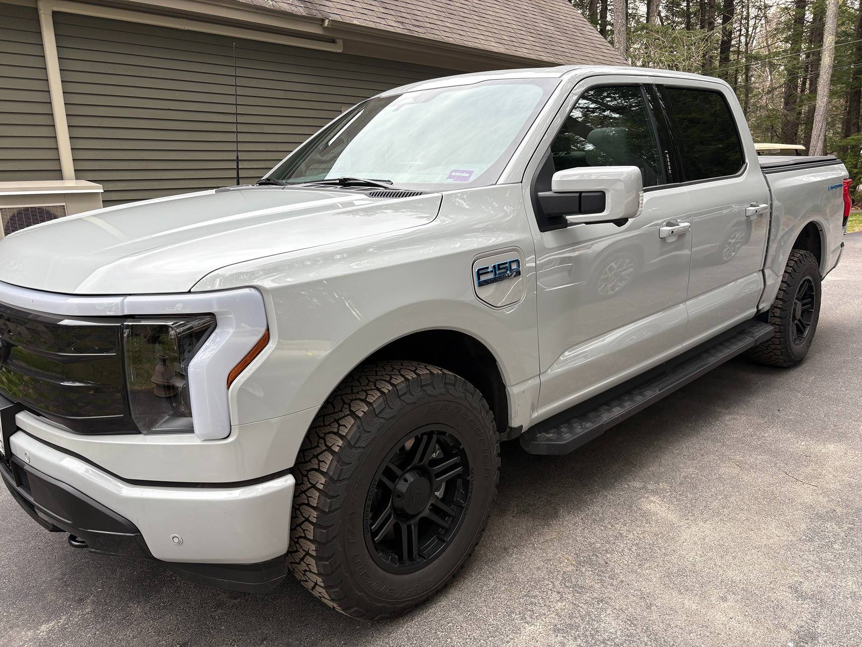 Ford F-150 Lightning 275/70/18 KO3 tires on a 2024 Platinum - specs & efficiency data IMG_0217