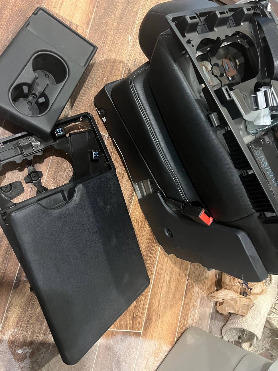 Ford F-150 Lightning Console to column shift swap mod? IMG_8703