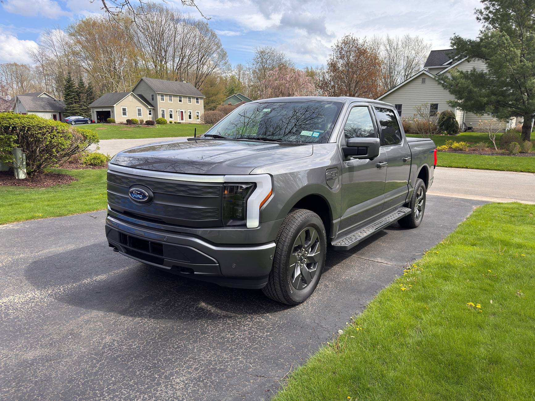 Ford F-150 Lightning 2023 Lightning Lariat 511A ER for Lease Transfer IMG_3683