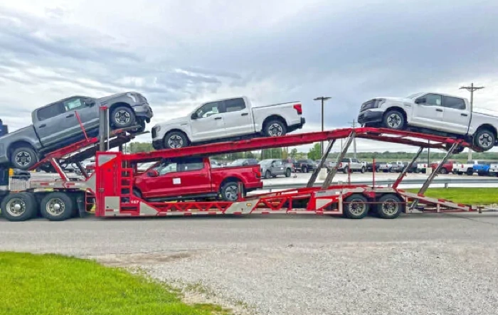 5% BELOW INVOICE 2026 F-150 LIGHTNING @ GRANGER MOTORS!!!