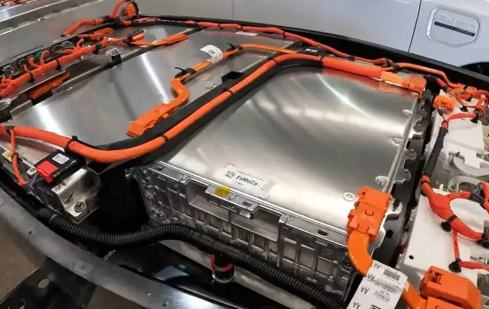 Someone upgraded a SR to an ER.