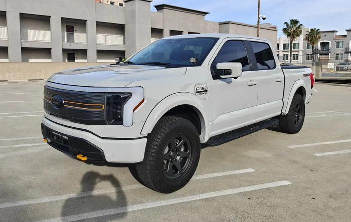 Sport Fender Flares by Rough Country installed