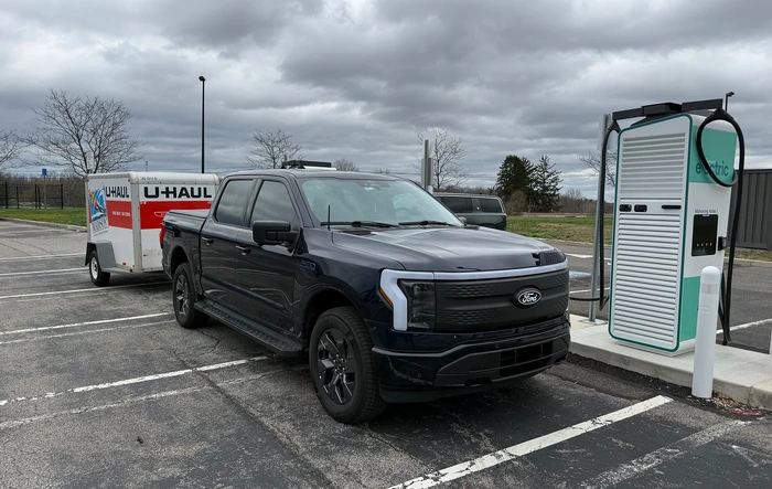 Towing a U-Haul Enclosed 5x8 Trailer