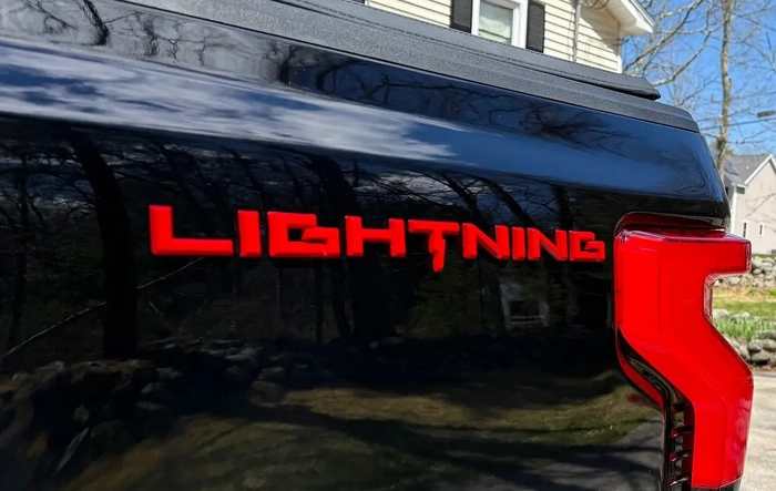 Painted Lightning Badge Overlays