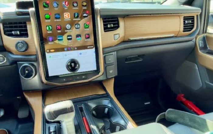 Woodgrain Upgrade + Chrome delete