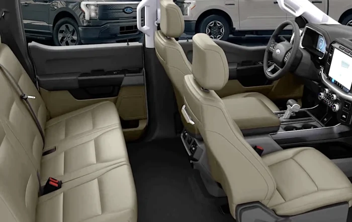 (⚡Lightning) A video of possible(?) Lightning Pro (XL) interior